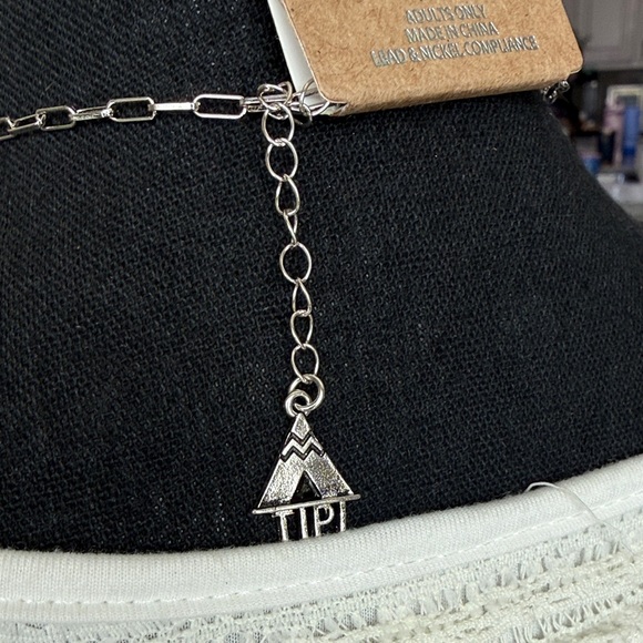 TIPI RANGE RIDER SILVERTONE NECKLACE - Picture 3 of 3